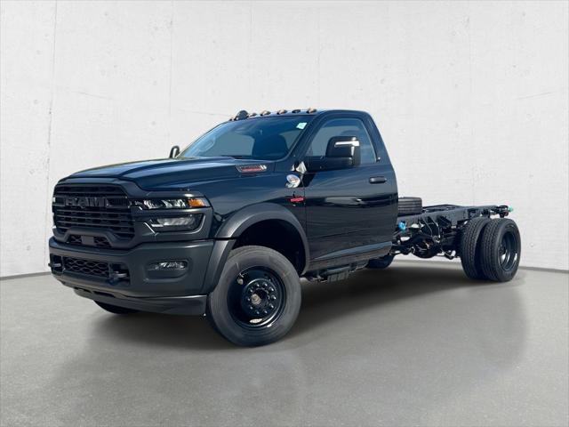 2026 RAM Ram 5500 Chassis Cab RAM 5500 TRADESMAN CHASSIS REGULAR CAB 4X4 84 CA 2026 RAM Ram 5500 Chassis Cab RAM 5500 TRADESMAN CHASSIS REGULAR CAB 4X4 84 CA