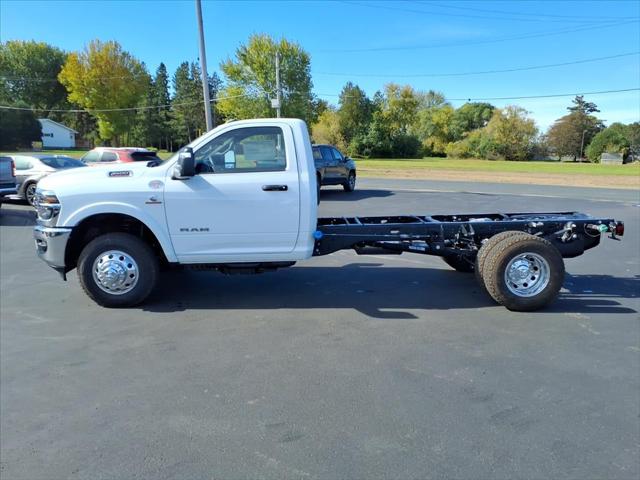 2026 RAM Ram 3500 Chassis Cab RAM 3500 BIG HORN CHASSIS REGULAR CAB 4X4 84 CA 2026 RAM Ram 3500 Chassis Cab RAM 3500 BIG HORN CHASSIS REGULAR CAB 4X4 84 CA