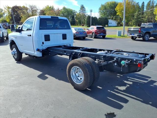 2026 RAM Ram 3500 Chassis Cab RAM 3500 BIG HORN CHASSIS REGULAR CAB 4X4 84 CA 2026 RAM Ram 3500 Chassis Cab RAM 3500 BIG HORN CHASSIS REGULAR CAB 4X4 84 CA
