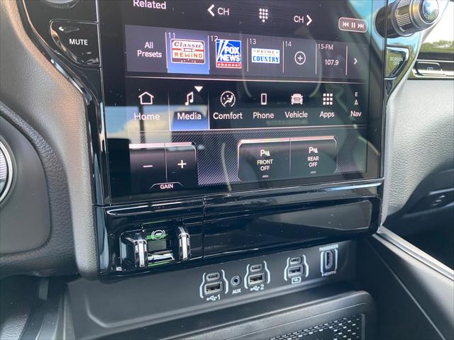 2026 Ram 1500 Laramie Crew Cab 4x4 5'7" Box