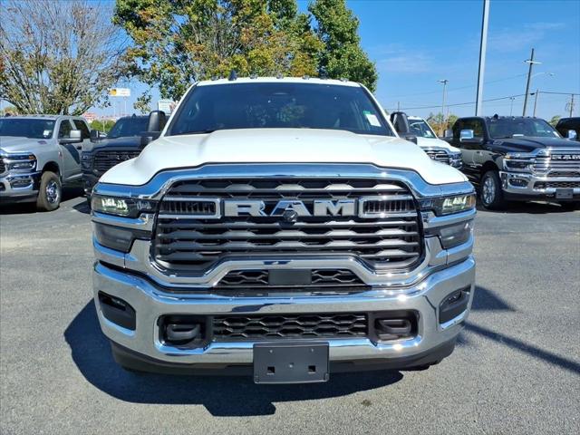 2026 RAM Ram 2500 RAM 2500 TRADESMAN CREW CAB 4X4 64 BOX 2026 RAM Ram 2500 RAM 2500 TRADESMAN CREW CAB 4X4 64 BOX