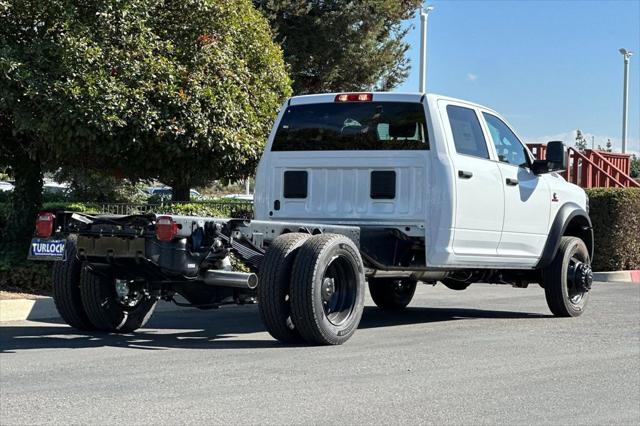 2026 RAM 5500 Chassis RAM 5500 TRADESMAN CHASSIS CREW CAB 4X4 84 CA