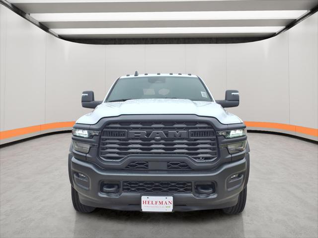 2026 RAM Ram 4500 Chassis Cab RAM 4500 TRADESMAN CHASSIS CREW CAB 4X4 84 CA