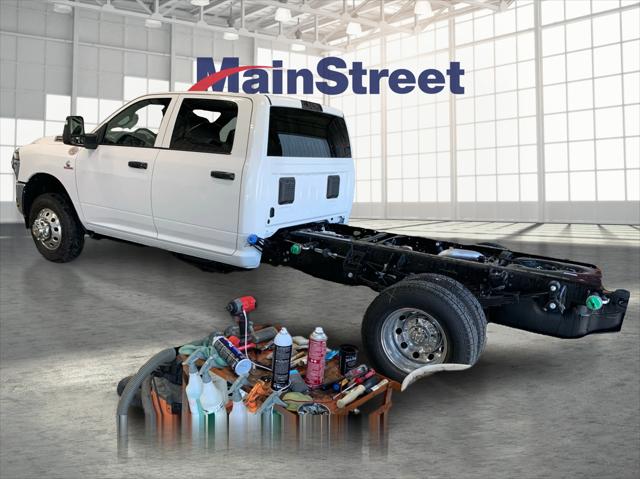 2026 RAM Ram 3500 Chassis Cab RAM 3500 TRADESMAN CREW CAB CHASSIS 4X4 60 CA 2026 RAM Ram 3500 Chassis Cab RAM 3500 TRADESMAN CREW CAB CHASSIS 4X4 60 CA