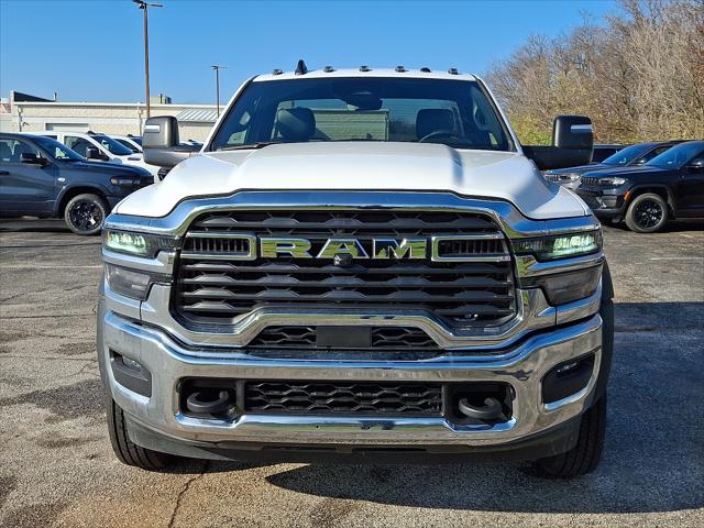 2026 RAM Ram 5500 Chassis Cab RAM 5500 TRADESMAN CHASSIS REGULAR CAB 4X4 84 CA