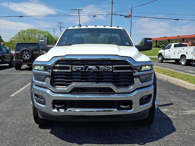 2026 RAM 5500 Chassis RAM 5500 TRADESMAN CHASSIS REGULAR CAB 4X4 84 CA