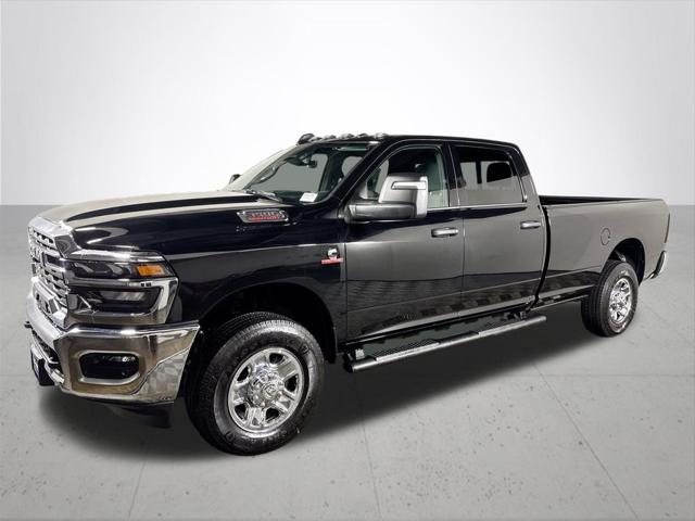 2026 RAM Ram 3500 RAM 3500 TRADESMAN CREW CAB 4X4 8 BOX