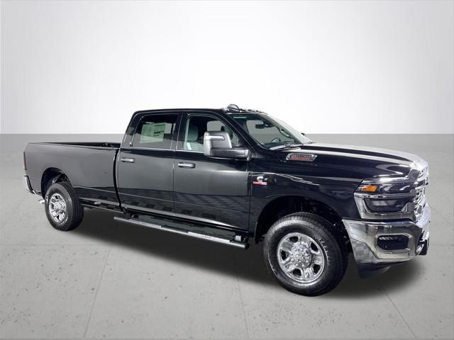 2026 Ram 3500 Tradesman Crew Cab 4x4 8' Box