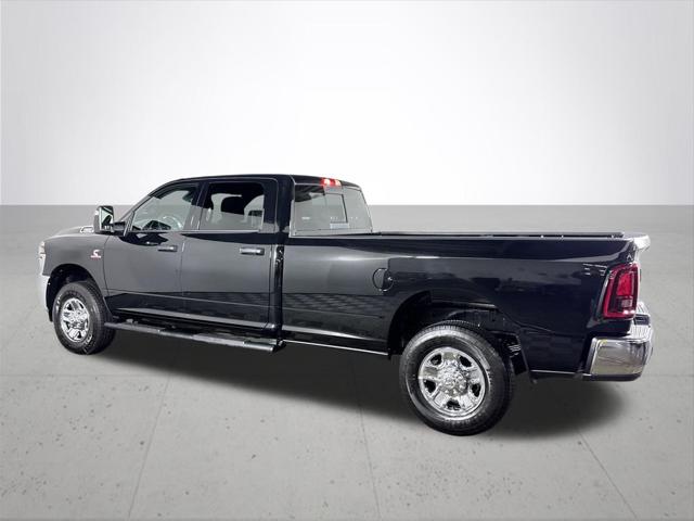 2026 Ram 3500 Tradesman Crew Cab 4x4 8' Box