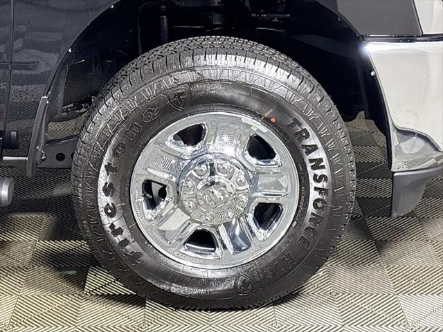 2026 Ram 3500 Tradesman Crew Cab 4x4 8' Box