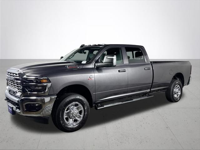 2026 RAM Ram 3500 RAM 3500 TRADESMAN CREW CAB 4X4 8 BOX