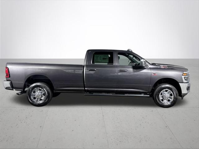 2026 Ram 3500 Tradesman Crew Cab 4x4 8' Box