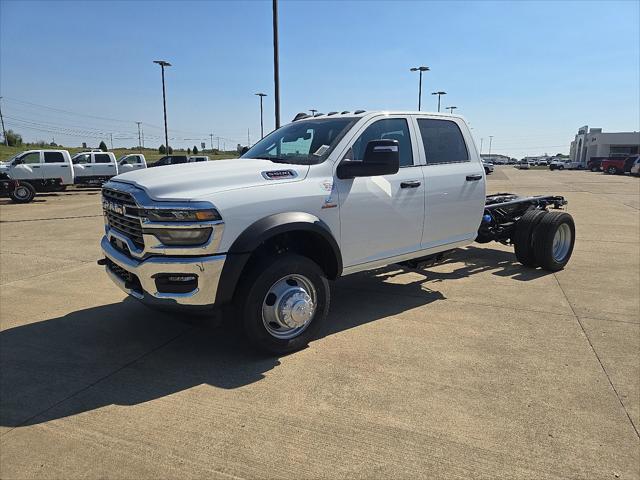 2026 RAM Ram 5500 Chassis Cab RAM 5500 TRADESMAN CHASSIS CREW CAB 4X4 60 CA