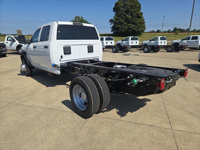 2026 RAM Ram 5500 Chassis Cab RAM 5500 TRADESMAN CHASSIS CREW CAB 4X4 60 CA