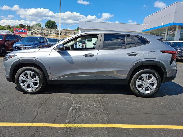 2025 Chevrolet Trax FWD LS