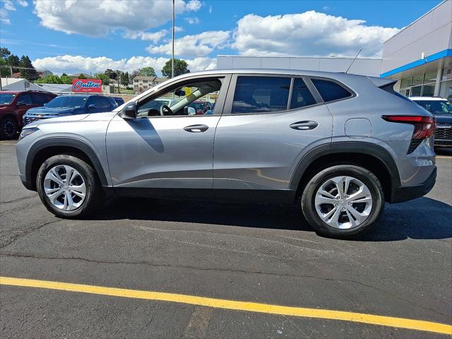 2025 Chevrolet Trax FWD LS