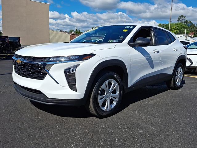2025 Chevrolet Trax FWD LS