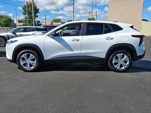 2025 Chevrolet Trax FWD LS