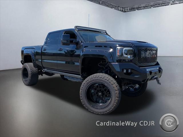 2017 GMC Sierra 2500HD Denali 2017 GMC Sierra 2500HD Denali