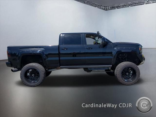 2017 GMC Sierra 2500HD Denali 2017 GMC Sierra 2500HD Denali