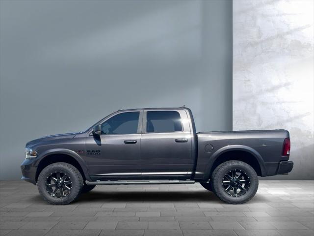 2018 RAM 1500 Night Crew Cab 4x4 57 Box