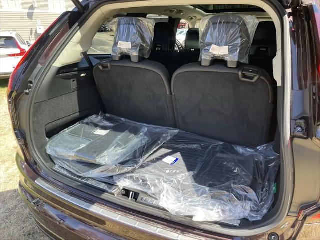 2026 Volvo XC90 Ultra Dark Theme, B6 AWD Gas (mild hybrid), Gasoline, 7 Seats