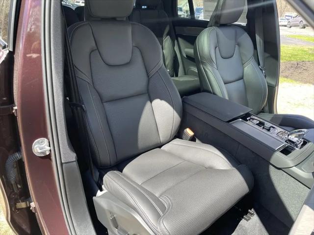 2026 Volvo XC90 Ultra Dark Theme, B6 AWD Gas (mild hybrid), Gasoline, 7 Seats