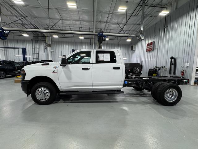 2025 RAM 3500 Chassis Tradesman/Big Horn