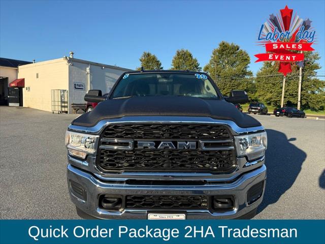 2020 RAM 2500 Tradesman Crew Cab 4X4 64 Box
