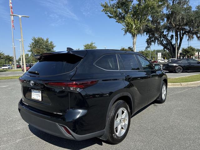 2024 Toyota Highlander LE