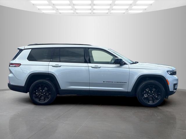 2024 Jeep Grand Cherokee L Altitude 4x4