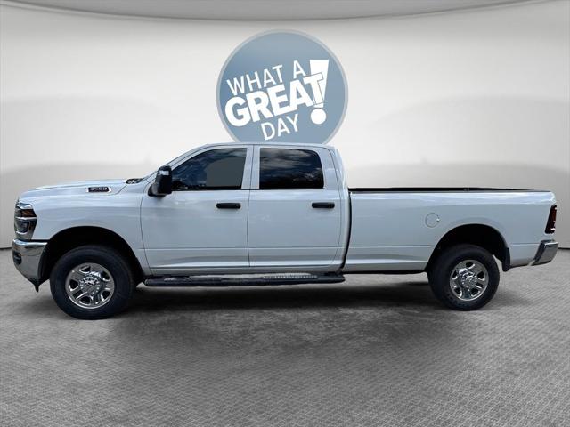 2026 RAM Ram 3500 RAM 3500 TRADESMAN CREW CAB 4X4 8 BOX 2026 RAM Ram 3500 RAM 3500 TRADESMAN CREW CAB 4X4 8 BOX