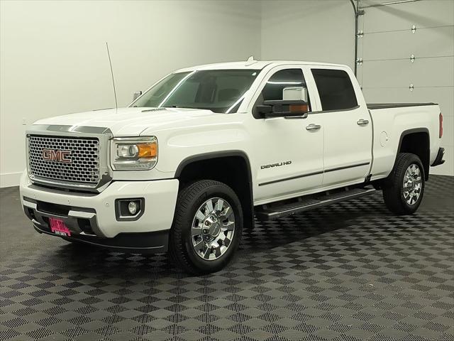 2016 GMC Sierra 2500HD Denali 2016 GMC Sierra 2500HD Denali