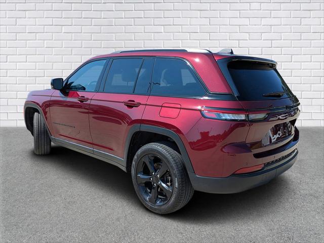 2025 Jeep Grand Cherokee Limited 4x2