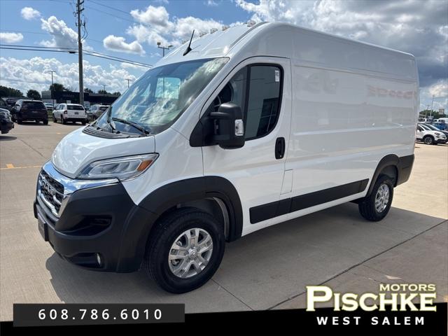 2025 RAM ProMaster 1500 Cargo Van SLT High Roof 136 WB