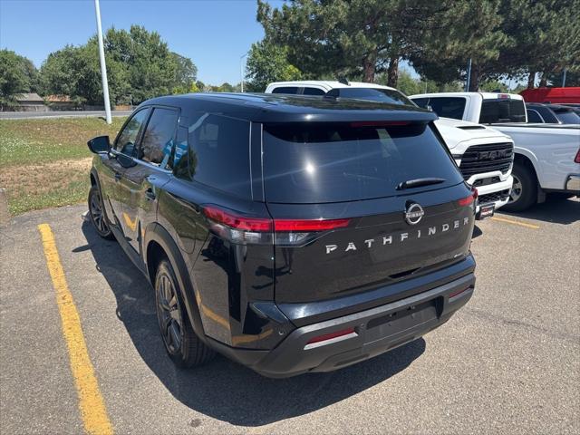 2022 Nissan Pathfinder S 4WD 2022 Nissan Pathfinder S 4WD