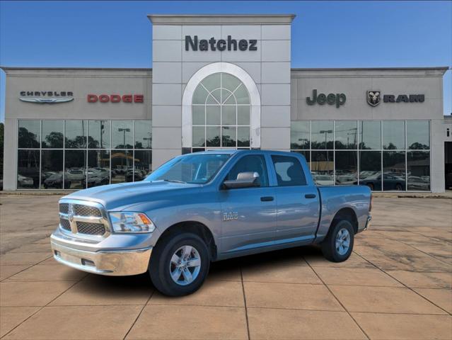 2023 RAM 1500 Classic SLT Crew Cab 4x4 57 Box 2023 RAM 1500 Classic SLT Crew Cab 4x4 57 Box