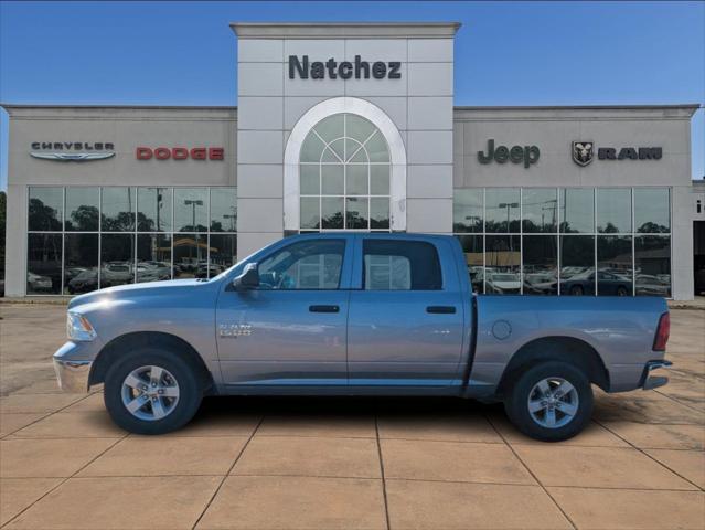 2023 RAM 1500 Classic SLT Crew Cab 4x4 57 Box 2023 RAM 1500 Classic SLT Crew Cab 4x4 57 Box