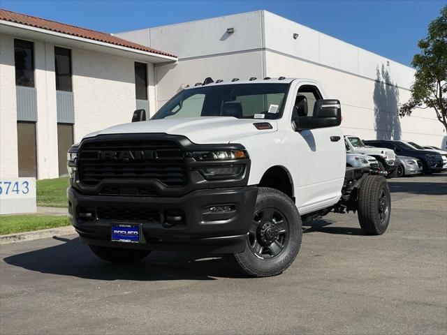 2025 RAM Ram 3500 Chassis Cab RAM 3500 TRADESMAN CHASSIS REGULAR CAB 4X2 60 CA