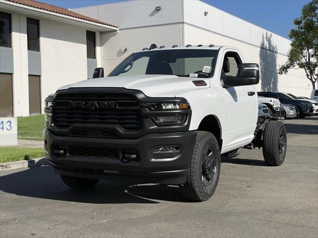 2025 RAM Ram 3500 Chassis Cab RAM 3500 TRADESMAN CHASSIS REGULAR CAB 4X2 60 CA 2025 RAM Ram 3500 Chassis Cab RAM 3500 TRADESMAN CHASSIS REGULAR CAB 4X2 60 CA