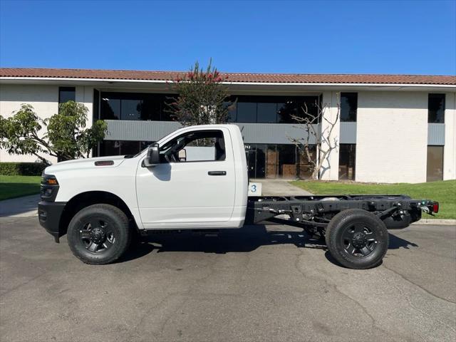 2025 RAM Ram 3500 Chassis Cab RAM 3500 TRADESMAN CHASSIS REGULAR CAB 4X2 60 CA