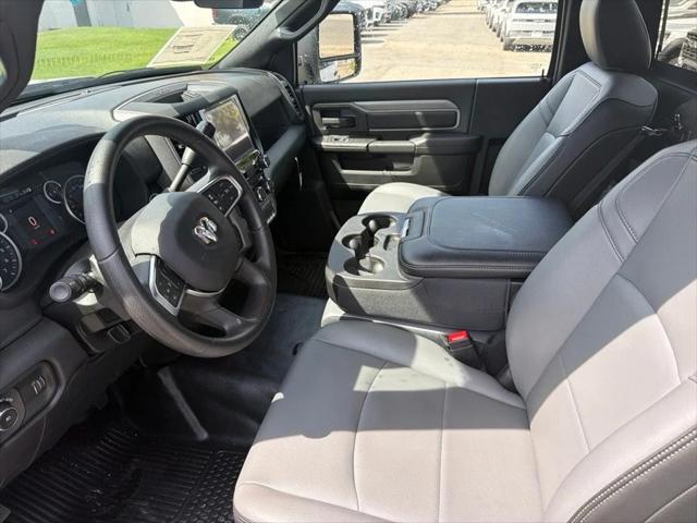 2025 RAM Ram 3500 Chassis Cab RAM 3500 TRADESMAN CHASSIS REGULAR CAB 4X2 60 CA