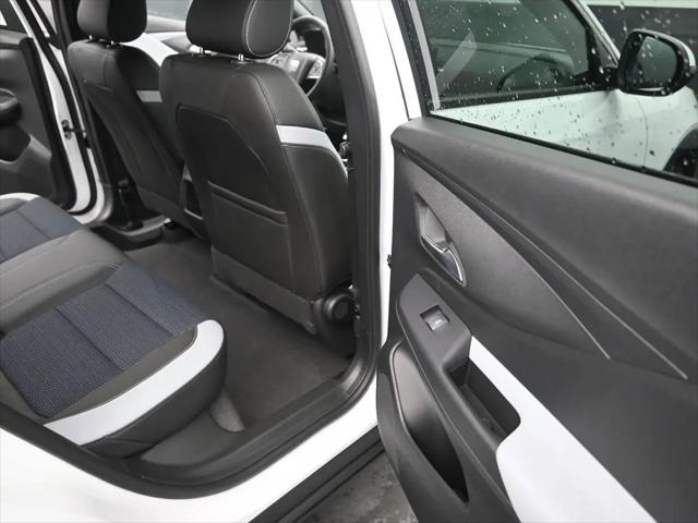 2026 Buick NV Preferred FWD