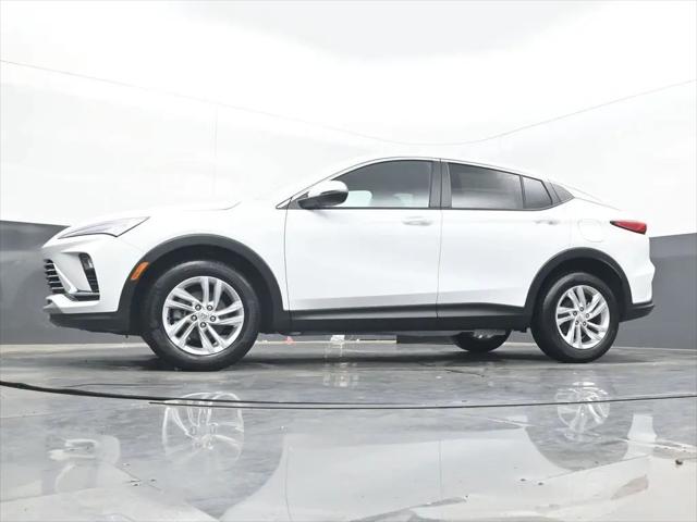 2026 Buick NV Preferred FWD