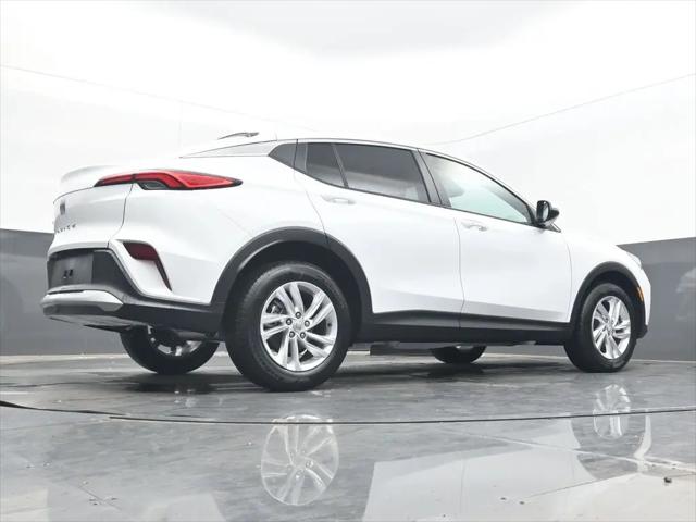 2026 Buick NV Preferred FWD