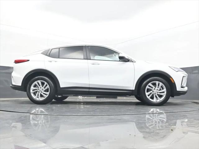 2026 Buick NV Preferred FWD