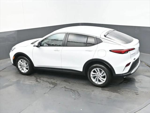 2026 Buick NV Preferred FWD