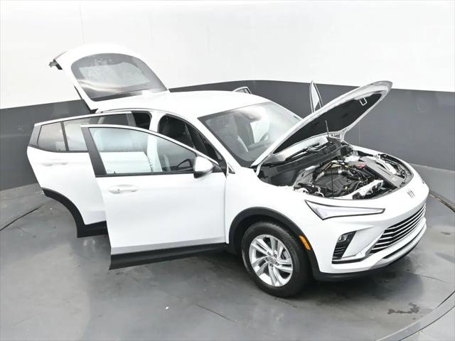 2026 Buick NV Preferred FWD