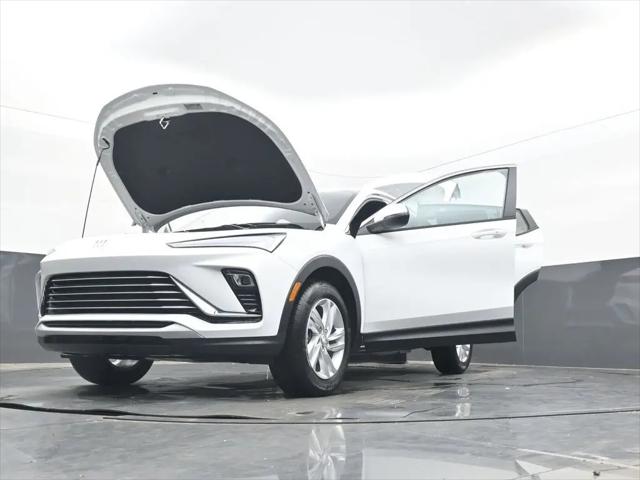 2026 Buick NV Preferred FWD