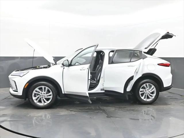 2026 Buick NV Preferred FWD